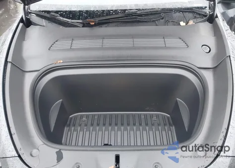 2024 Tesla Model Y Long Range Dual Motor All-Wheel Drive from USA, damaged, VIN 7SAYGDEE5RA325400